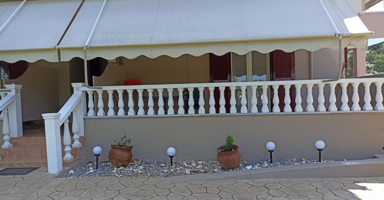Evalena Apartment Frinion